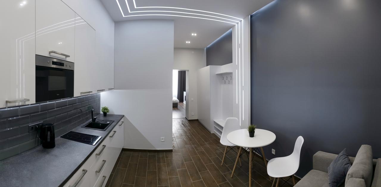 Exciting Apartment Lviv Fireplace Ngoại thất bức ảnh